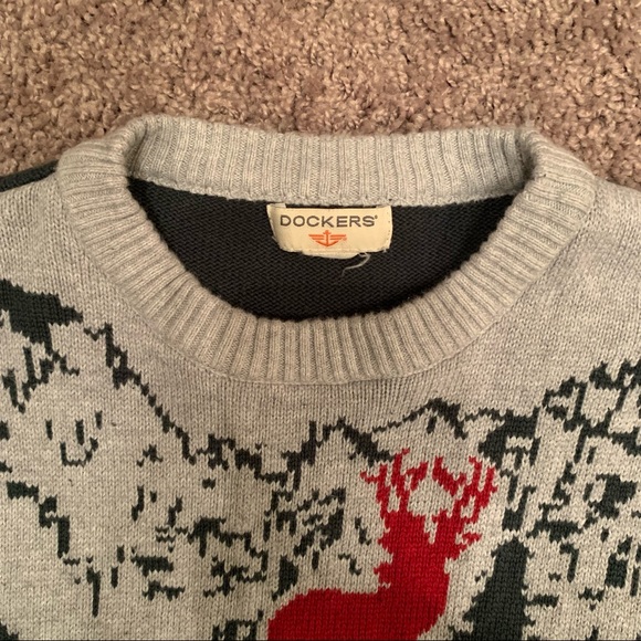 Size small oversized reindeer sweater - Picture 3 of 3